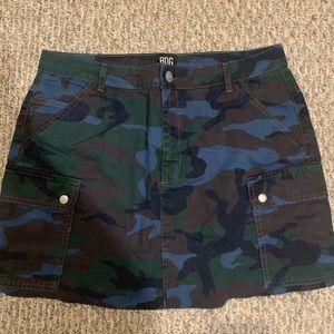 camo mini skirt